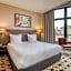 Alma Grand Place Hotel