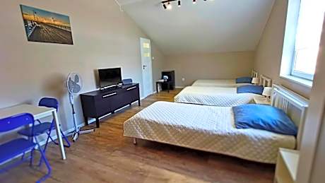 Triple Room with Private Bathroom