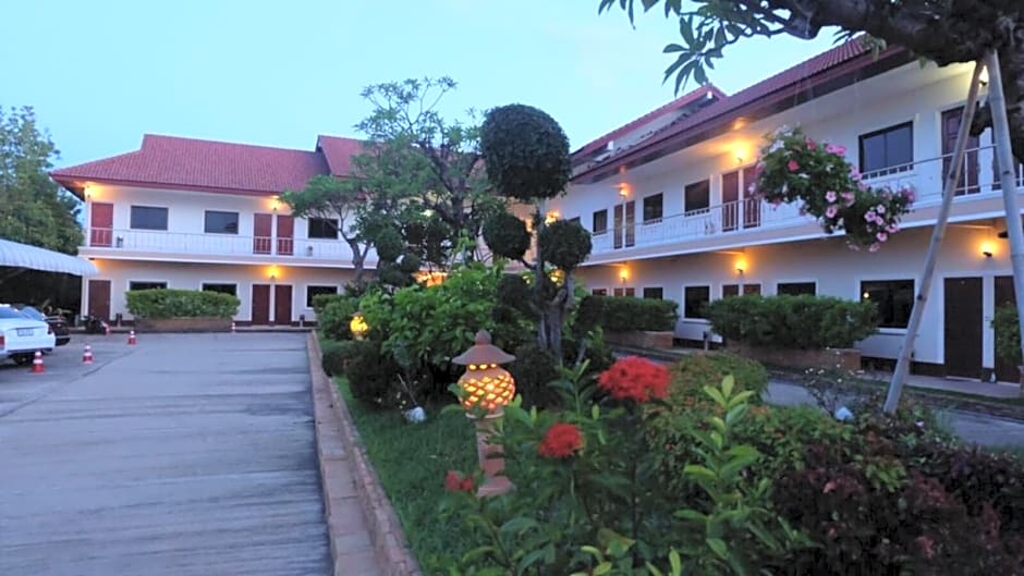 โรงแรมไทยงามพาเลซ (Thai Ngam Palace Hotel)