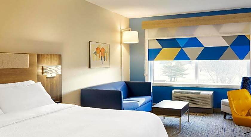 Holiday Inn Express Mentor Banquet Center By IHG
