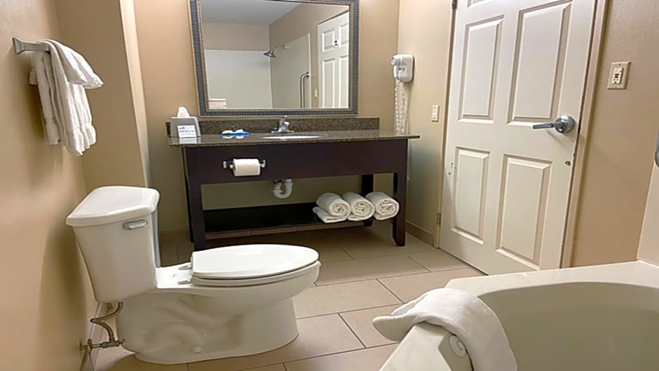 Holiday Inn Express Bloomington West by IHG