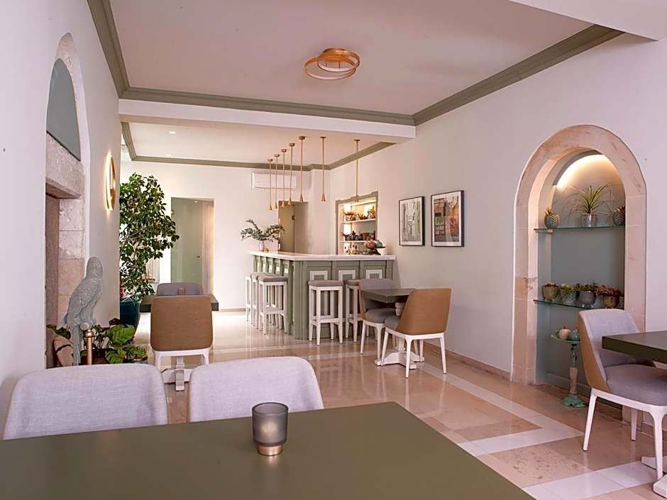 Mythos Suites Boutique Hotel