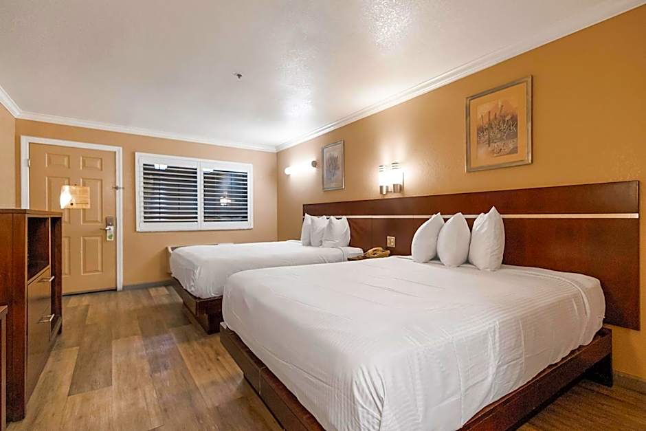 Country Inn Sonora
