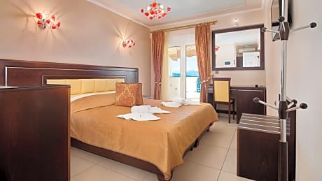 Comfort Twin Room with Sea View