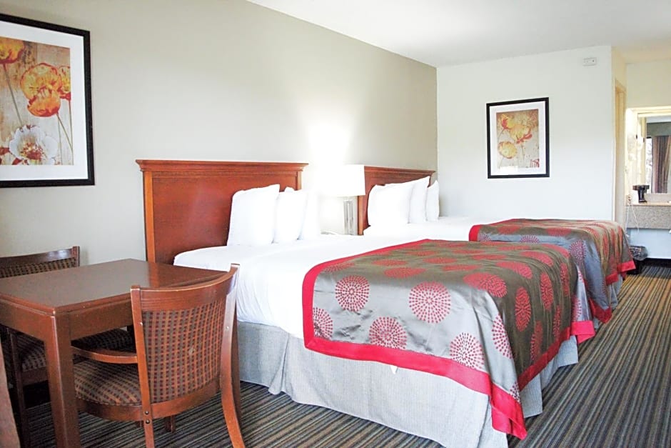 Ramada by Wyndham Savannah Gateway