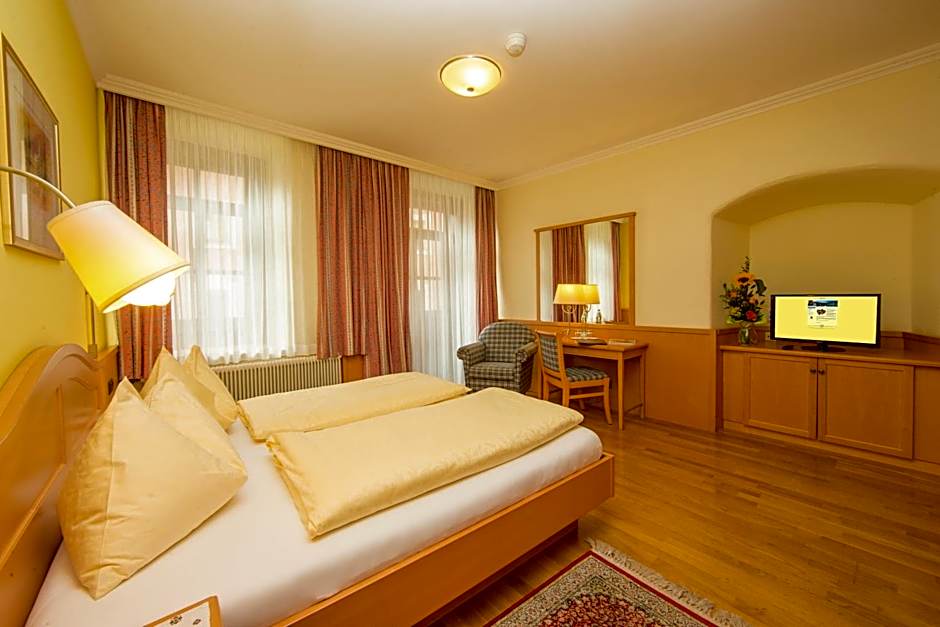 Hotel Lebzelter