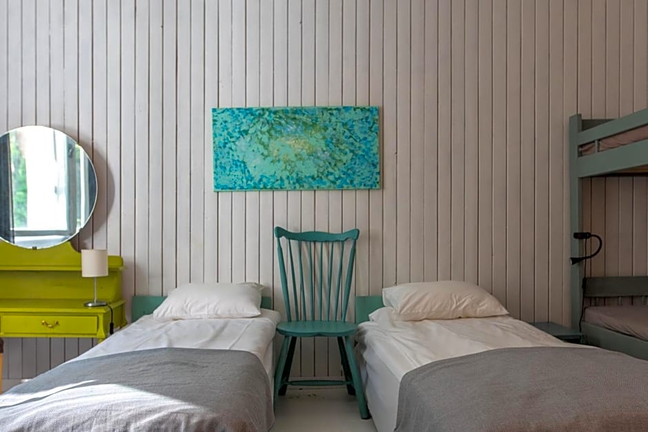 Tuba järveäärses puhkemajas - Saarjärve Puhkemaja