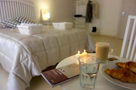 Economy Triple Room with Shared Bathroom