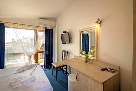 Double Room with Terrace