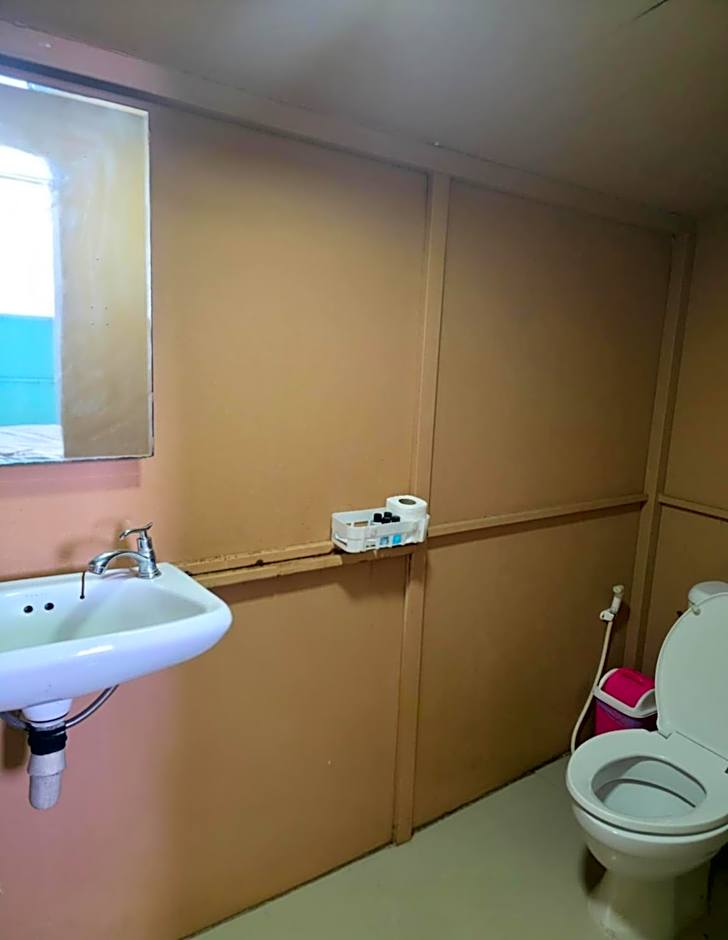 Phi Phi Seaside Bungalow