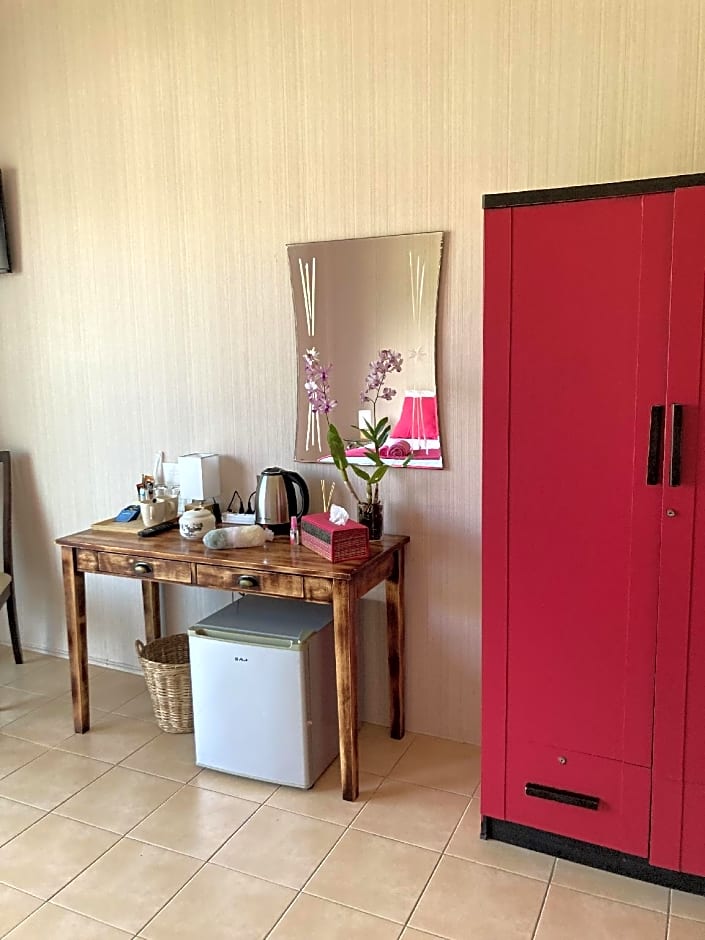 Guest House Helene – Kata Beach, WY