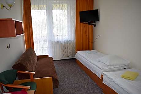 Standard Twin Room with Sofa