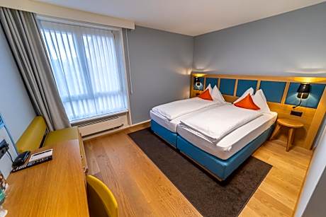 Comfort Room (Single or Double Room)
