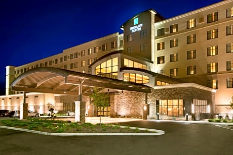 Embassy Suites by Hilton Akron Canton Airport