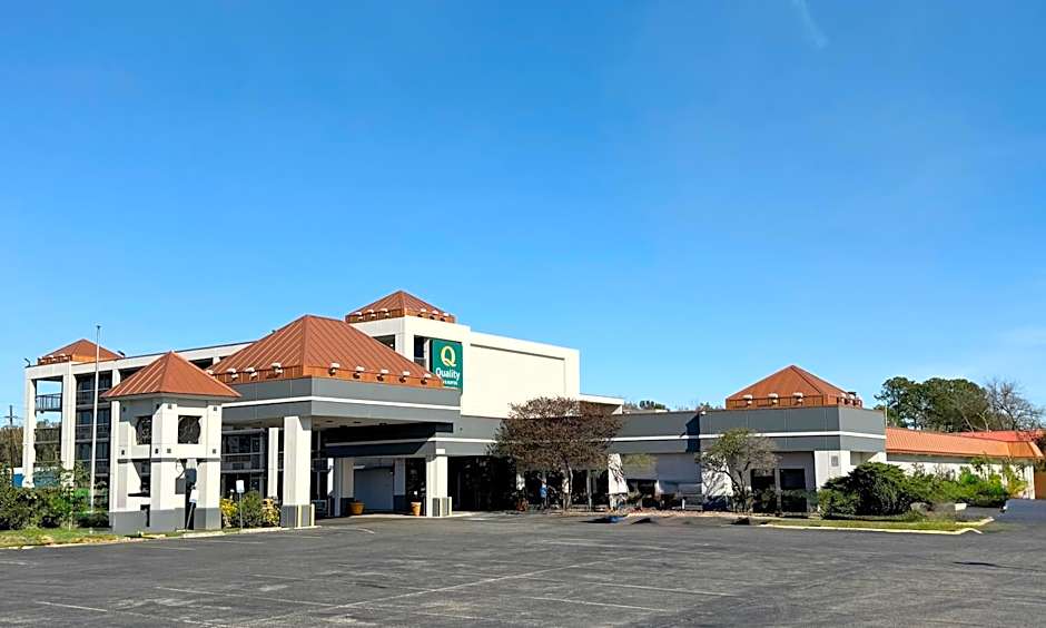 Quality Inn & Suites Baton Rouge West - Port Allen