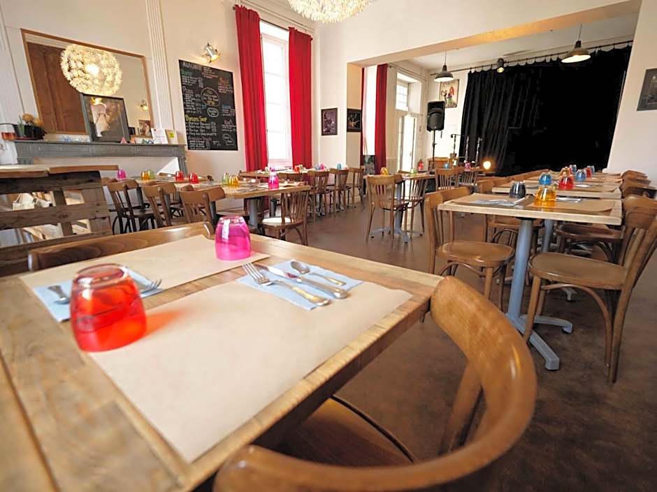 L'Alzire - Logis Auberge Culturelle