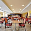 Courtyard by Marriott Leon at The Poliforum