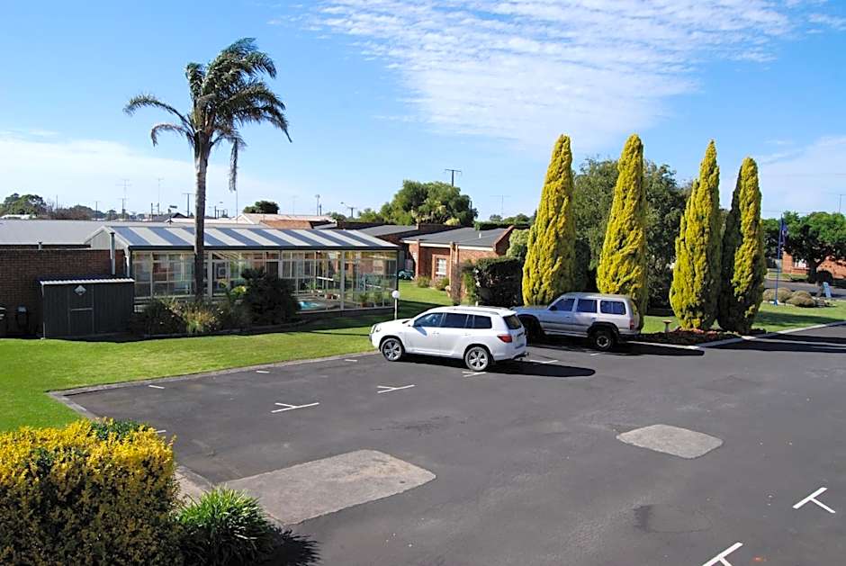 Arkana Motor Inn & Terrace Apartments