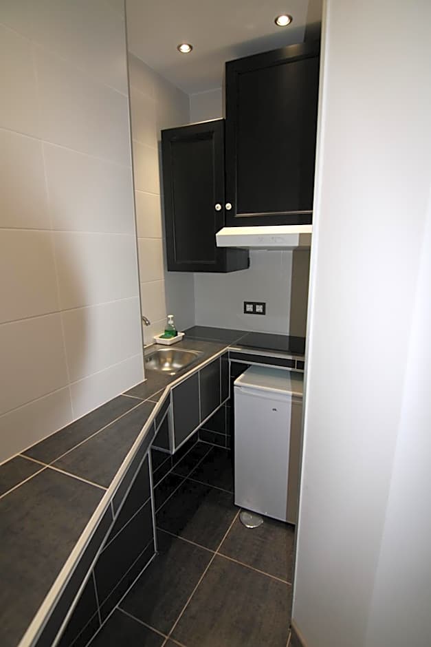 Hostal MH Fuencarral