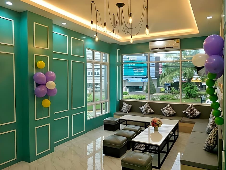 Krabi Royal Hotel (SHA Extra Plus)