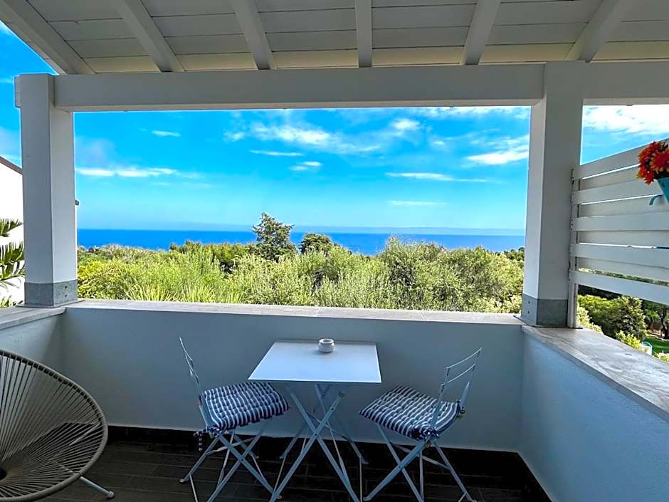 Palmasera Charming Rooms