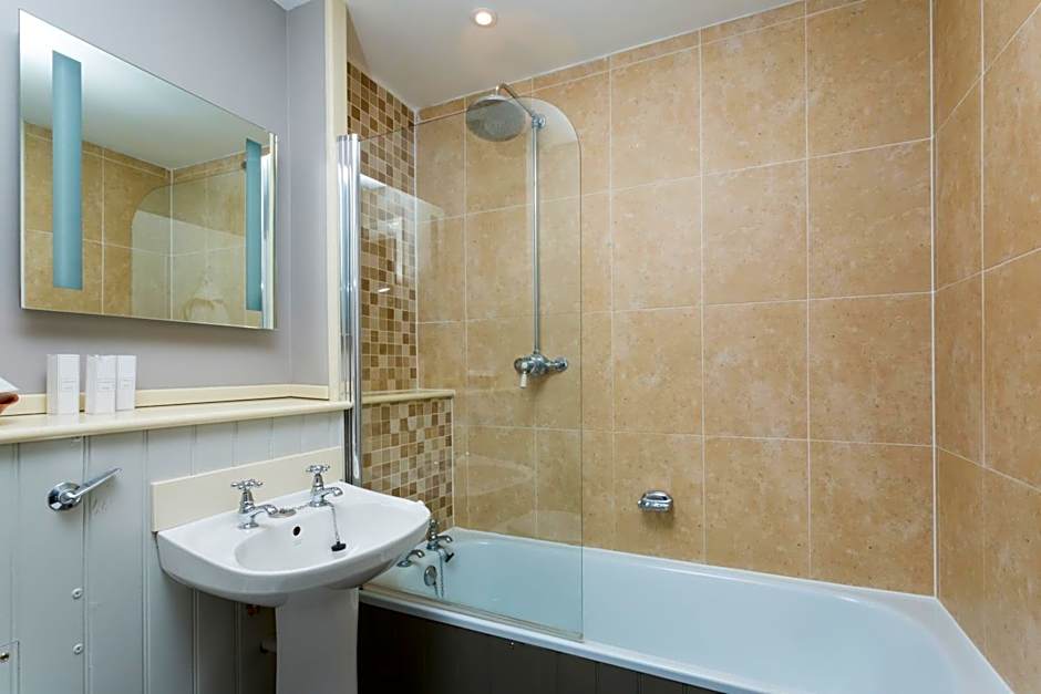 The Dog & Bear Hotel