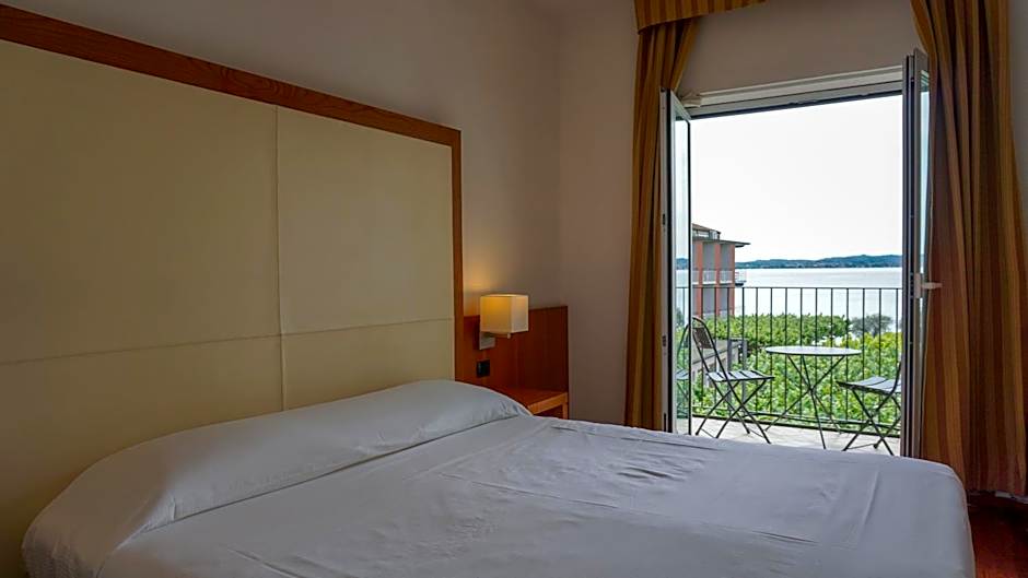 Hotel Mavino