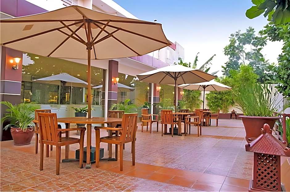 Hotel New Saphir Yogyakarta