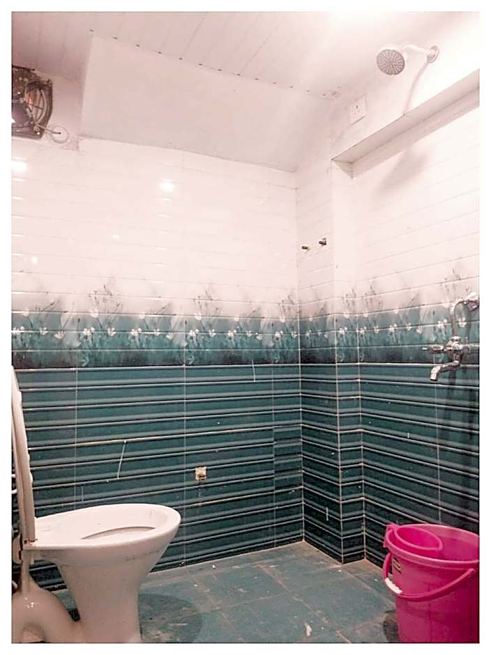 Goroomgo Banaras Residency Varanasi