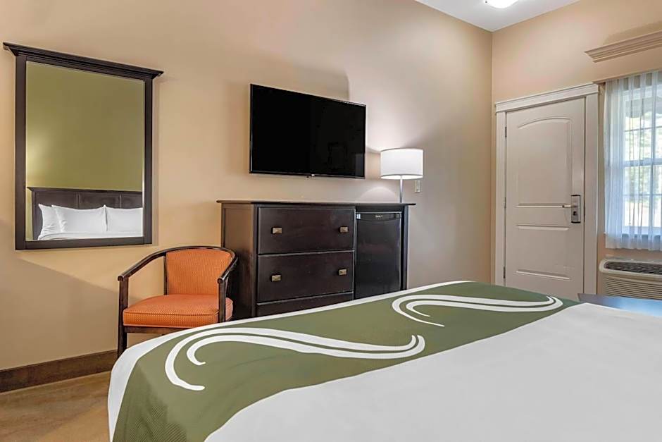 Quality Inn & Suites