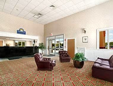 Days Hotel by Wyndham Methuen MA Conference Center