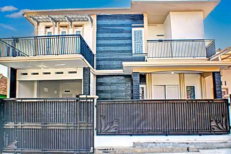 OYO Life 93138 Anugrah Kost Syariah