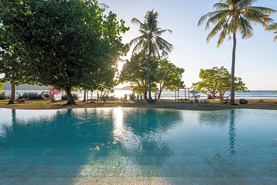 Bleu MATHIS Gili Asahan