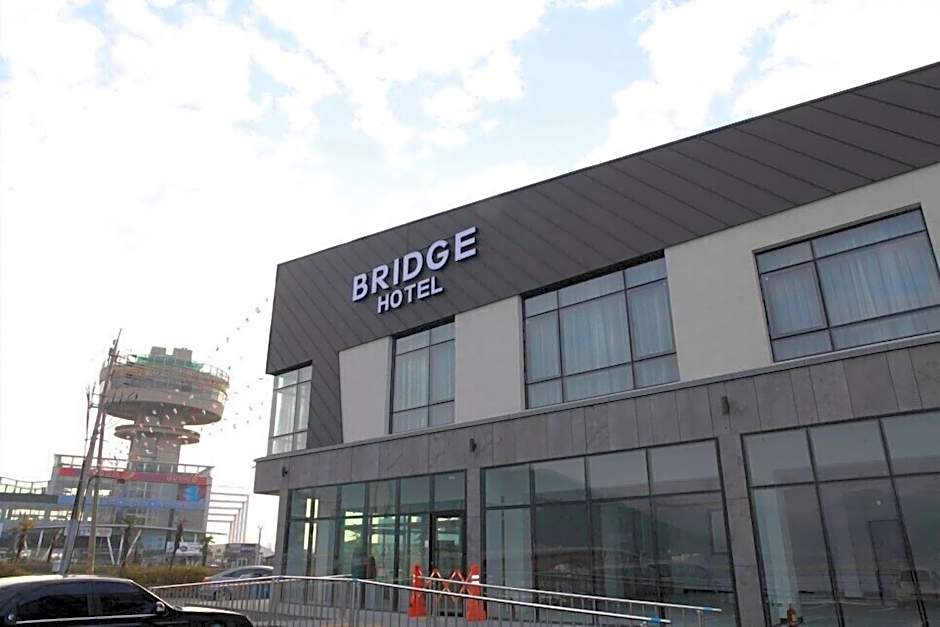 Tongyeong Bridge Hotel