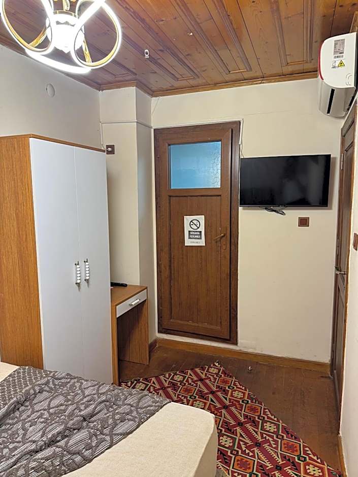 Gür Royal Suit Aparts