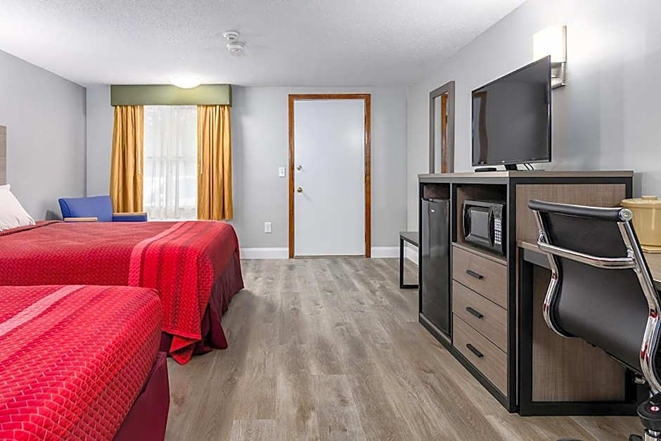 Captains Quarters Motel & Conference Center