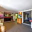 Hog Hollow Country Lodge