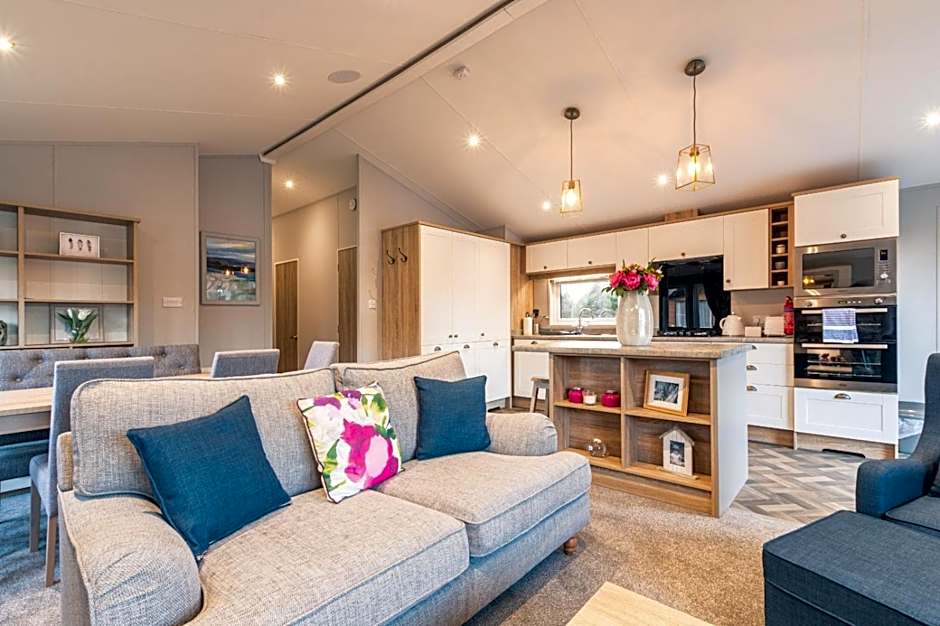 The Haven Lodge with Hot Tub