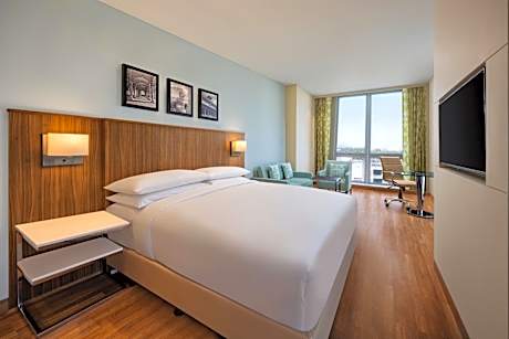 Premium King Room with Taj View & 24 Hrs Flexible check-in/check-out, 20% off on Food & Beverages and 2 pieces of ironing daily