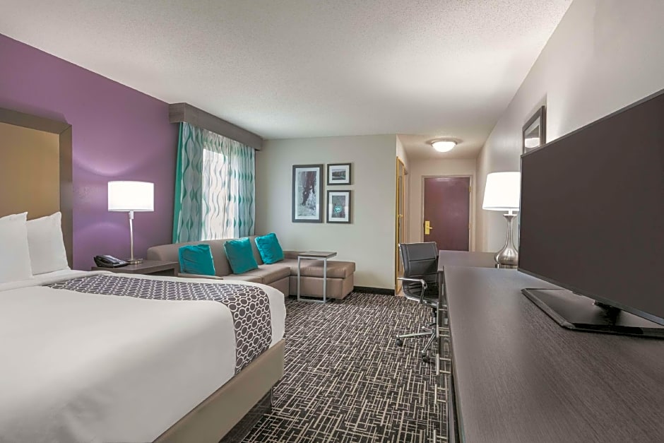 La Quinta Inn & Suites by Wyndham Covington