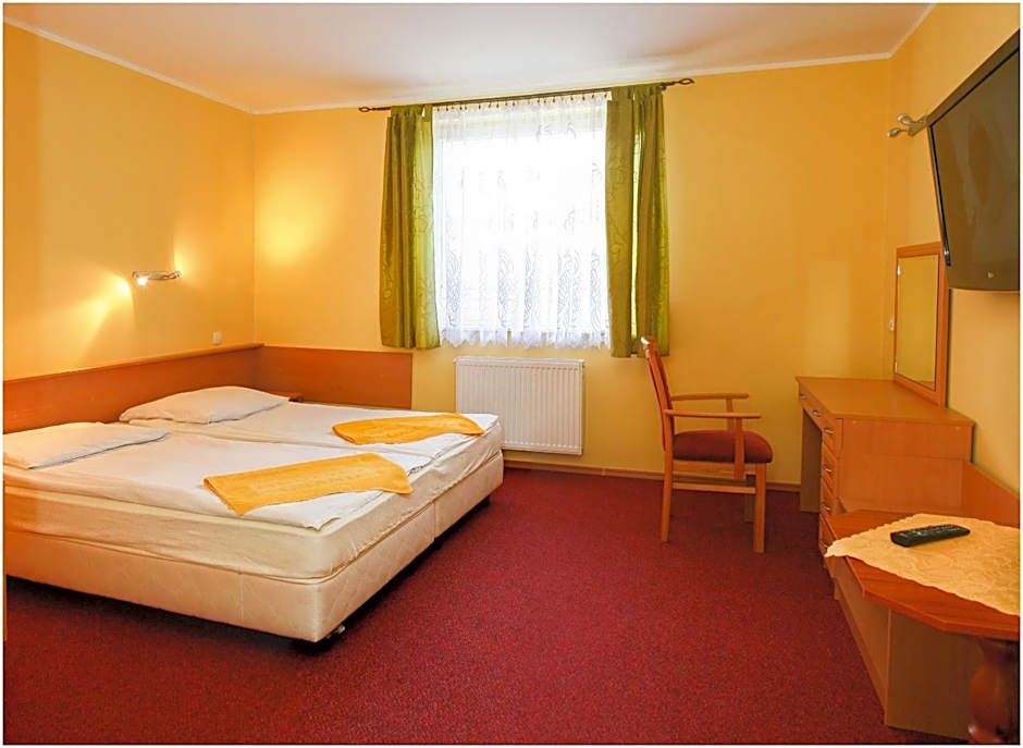 Okulski Grand Rozewie Pokoje i Apartamenty