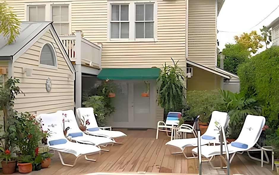 Heron House Court - Adult Only