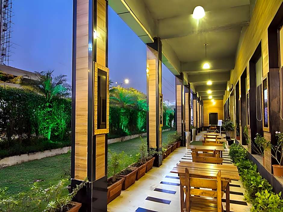 Pallavi Avida Hotel