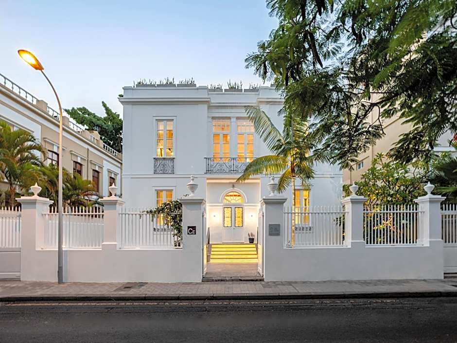 The Park Suites by IRES LAR