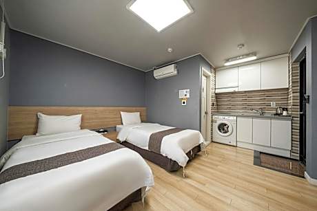 Residence Twin Room