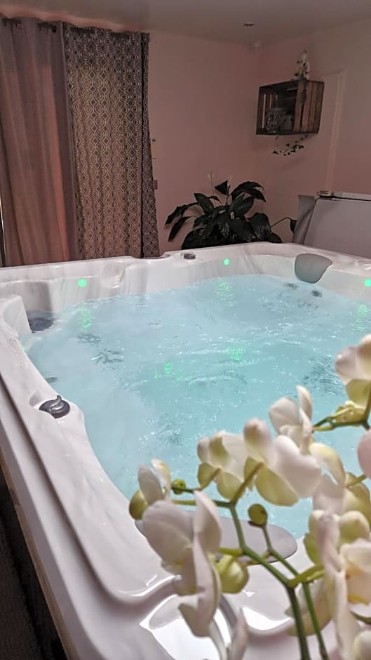 Chambre d'hôte romantique avec SPA privatif domaine les nuits envôutées - Vézénobres