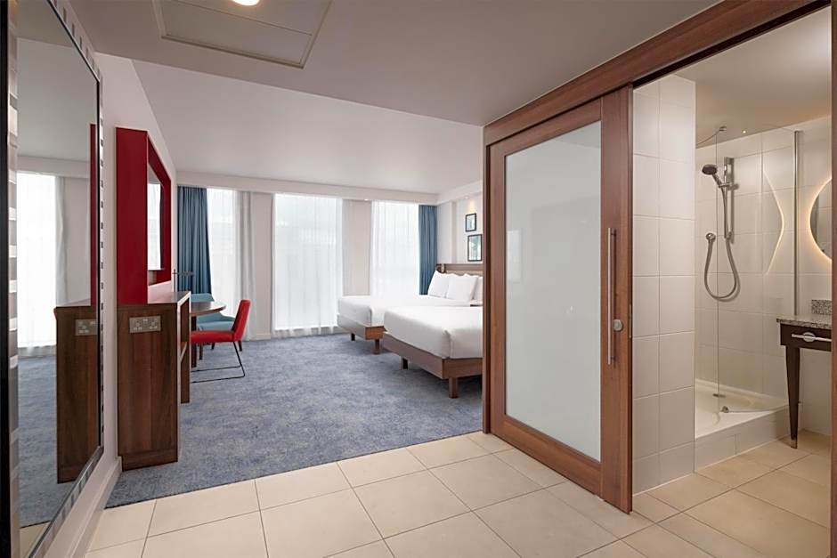 Hampton By Hilton London Stansted Airport