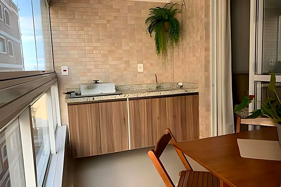 Apartamentos aconchegantes frente mar