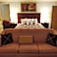 Le Mars Inn and Suites