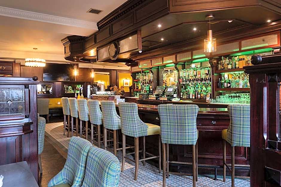 Cahir House Hotel